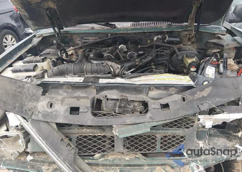 2000 Ford Explorer Eddie Bauer z USA, uszkodzony, nr VIN 1FMZU74E0YUA08321